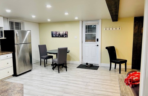 Halifax House | Bedford Basin View Retreat | Minutes to MSVU | Short & Extended Stays