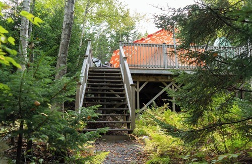 Saint Patrick RV Rental | Bell Glamping Tent! Forest Retreat & Hot Tubs!