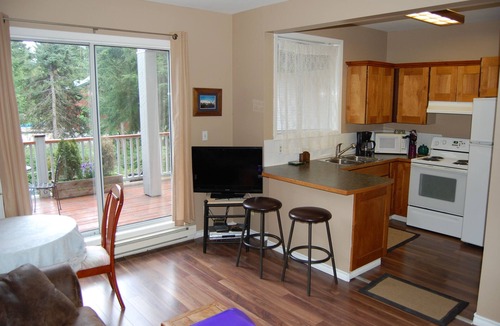 Alpine Meadows House | Belle Neige Suites: Whistler