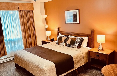 Wawa Hotel | Best Northern Motel and Restaurant