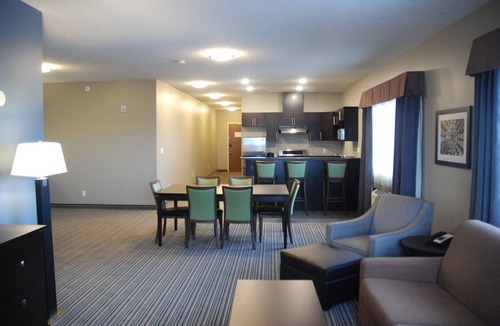Fort Saskatchewan Hotel | Best Western Plus Fort Saskatchewan Inn & Suites