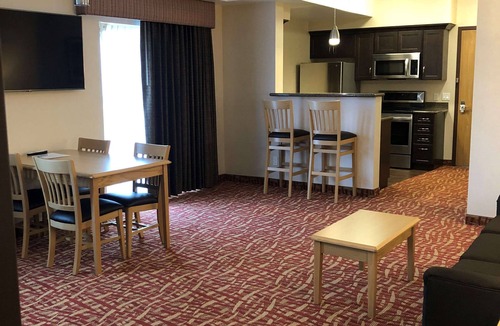 Cobourg Hotel | Best Western Plus Cobourg Inn & Convention Centre