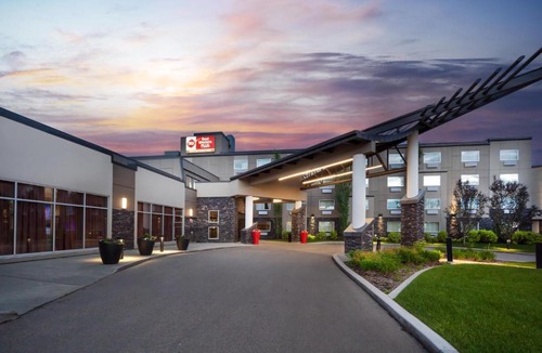 Leduc Hotel | Best Western Plus Edmonton Airport Hotel