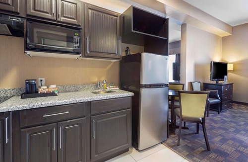 Fox Creek Hotel | Best Western Plus Fox Creek