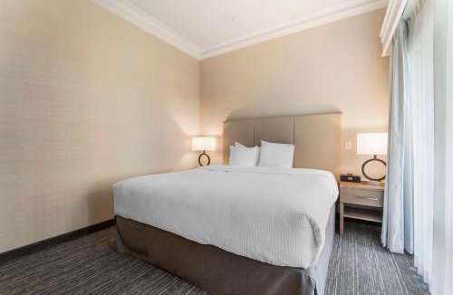 Dilworth Mountain Estates Hotel | Best Western Plus Kelowna Hotel & Suites