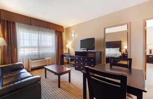 Peace River Hotel | Best Western Plus Peace River Hotel & Suites