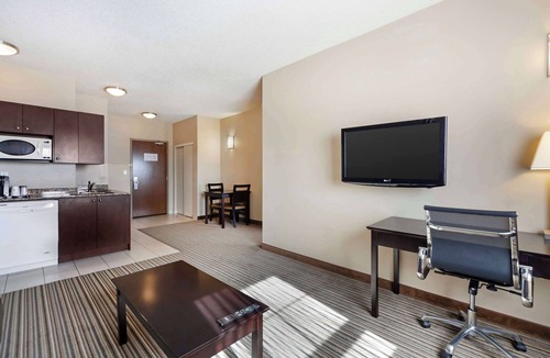 Peace River Hotel | Best Western Plus Peace River Hotel & Suites