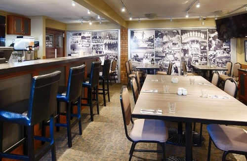 South Clearbrook Hotel | Best Western Plus Regency Inn and Conference Centre