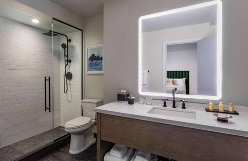 Downtown Chicago Resort | Better Choice for your Vacation! 3 Convenient Units, Close to Chicago Riverwalk