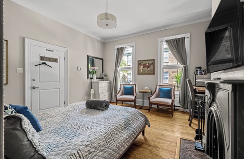Downtown Halifax Apartment | Blue George Suite Historic DT