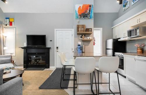 Craigleith House | Blue Haven Ski-In-Out Pool Hot Tub Shuttle
