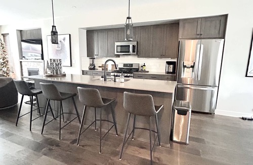 Sun Peaks House | Blue Jaye’s Nest at Echo Landing Unit 44