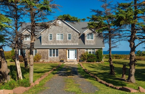 Cable Head East House | Blue Ocean Cove Beach House | Secluded 7-Acre Oceanfront