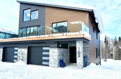 Saint-David-de-Falardeau Villa | Bonheur des Monts