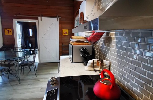 Haliburton Cottage | Book your summer getaway now!