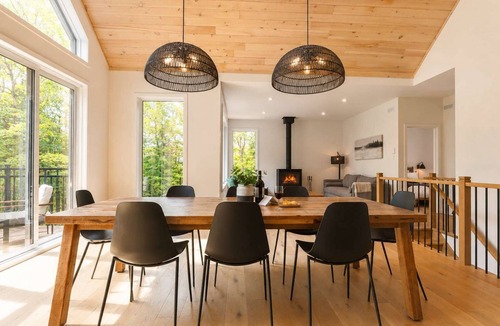Saint-Faustin-Lac-Carre Ski Chalet | BOREA Chalet | Spa, Beach access & Activities