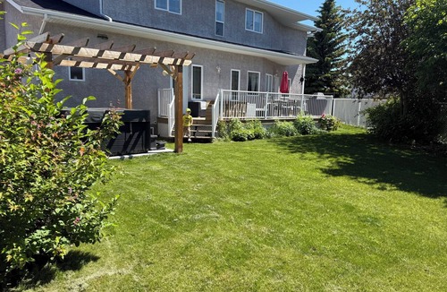 Markerville House | Boutique Lake House in Sylvan Lake | Hot Tub Games Room Sleeps 7