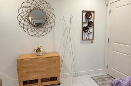West Point Grey Apartment | Brand New 2bedroom Suite with Parking