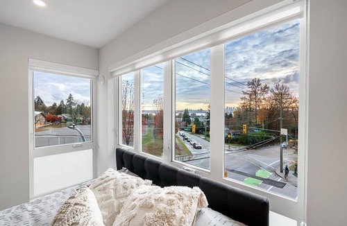 North Vancouver House | Brand New 3 Bed 3 Bath Townhouse