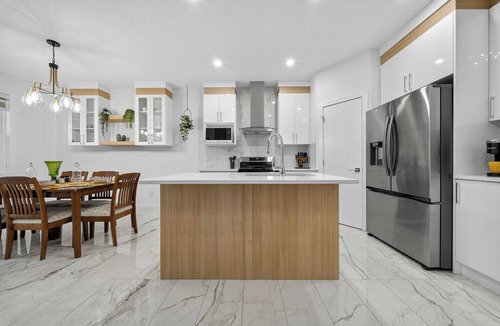 Beaumont House | ✨ Brand New 3BR Home Near Edmonton | Garage | Sleeps 8