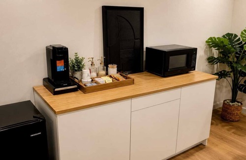 Southwest Calgary House | Brand-New Cozy Private Suite near Spruce Meadows and Transit