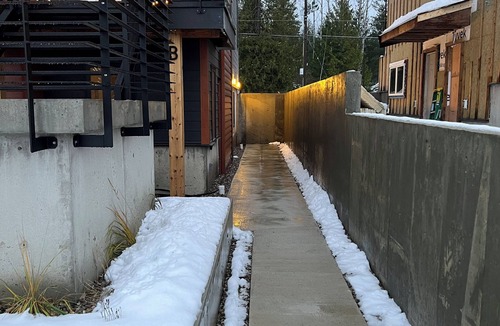 Revelstoke House | Brand New Modern Mountain Suite w/heated driveway and sidewalks