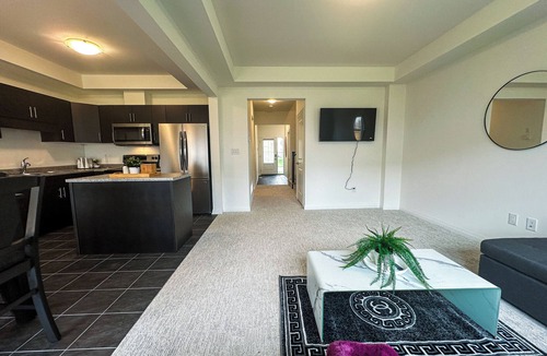 Niagara Falls House | Brand New Upscale, Multi Level House With Garage!