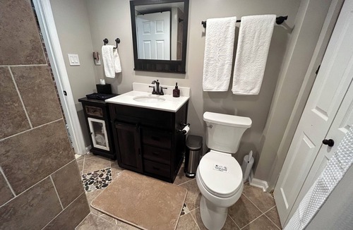 Trinidad Apartment | Brickside on the Boundary: A Cozy Basement Suite
