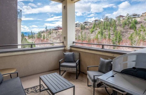 Quail Ridge Apartment | Bright and Updated Condo at Popular Resort #1513