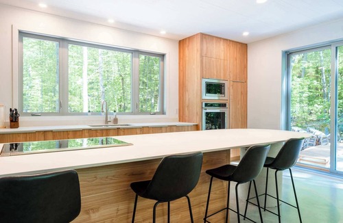 Lac Superieur Village Ski Chalet | Bright Cottage - 3 min from Tremblant North Slope