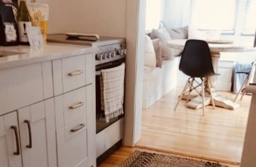 Charlottetown House | Brighton House PEI Sunlit Upper Suite With Deck