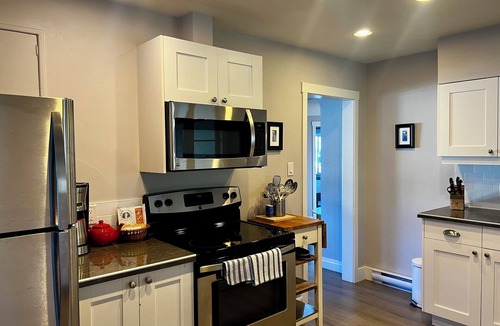 Regional District of Nanaimo Hotel | Buccaneer Inn