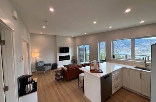 Okanagan-Similkameen House | Bungalow in the Bluffs