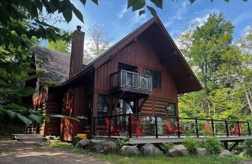 Lac Superieur Village Ski Chalet | Chalet “La Mancellière”