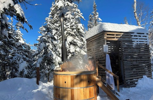 Saint Come House | Glacia | Lakefront | Hot tub | Fireplace
