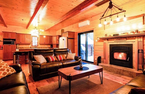 Chertsey Ski Chalet | Chalet Brise du Nord