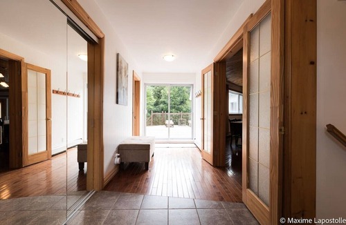 Sainte-Beatrix Ski Chalet | La Tour Boisée | Private Spa & Pool | Pool Table