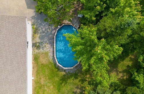 Petite-Riviere-Saint-Francois Condo | Entre Ciel et Fleuve 26C Cozy condo ambiance, Pool