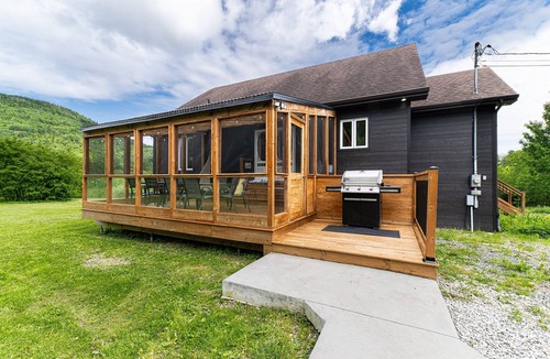Petite-Riviere-Saint-Francois House | Beautiful views of Charlevoix landscapes
