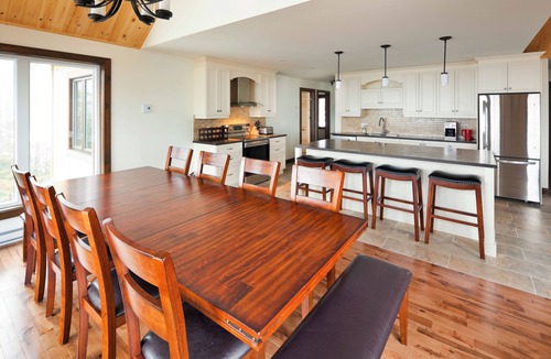 Petite-Riviere-Saint-Francois Ski Chalet | A nice cottage for winter and summer time