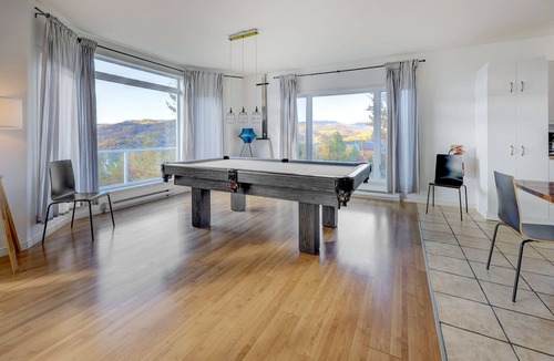 Petite-Riviere-Saint-Francois Apartment | 3BR/2BA - Billiards, Spa, FP - Lower Unit