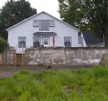 Saint-Laurent-de-l'ile d'Orleans Ski Chalet | La Maison Vaillancourt