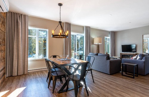 Sainte-Marguerite-du-Lac-Masson Apartment | The Viking Resort & Marina is a resort located in the Laurentians region.