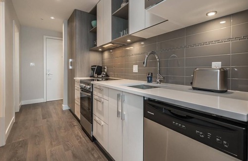 Rock Bay Condo | Bright Old Town Suite with City Views