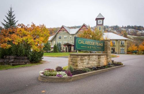 Greater Madawaska Hotel | Calabogie Peaks Resort, an Ascend Collection Hotel