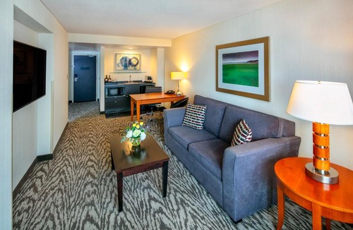 Downtown Halifax Hotel | Cambridge Suites Hotel Halifax