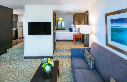 Downtown Halifax Hotel | Cambridge Suites Hotel Halifax