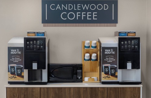 Chatham-Kent Hotel | Candlewood Suites Chatham South by IHG