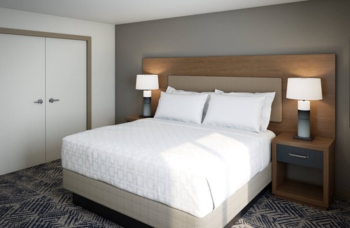 Pembroke Hotel | Candlewood Suites Pembroke by IHG