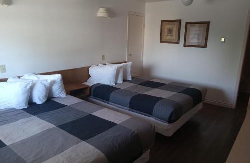 Cardston Hotel | Cardston Inn